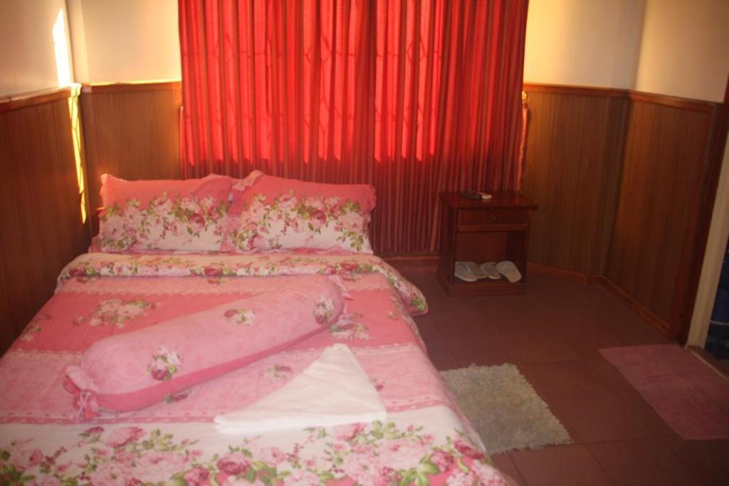 Chhne Chulsa Hotel Sihanoukville Phòng bức ảnh